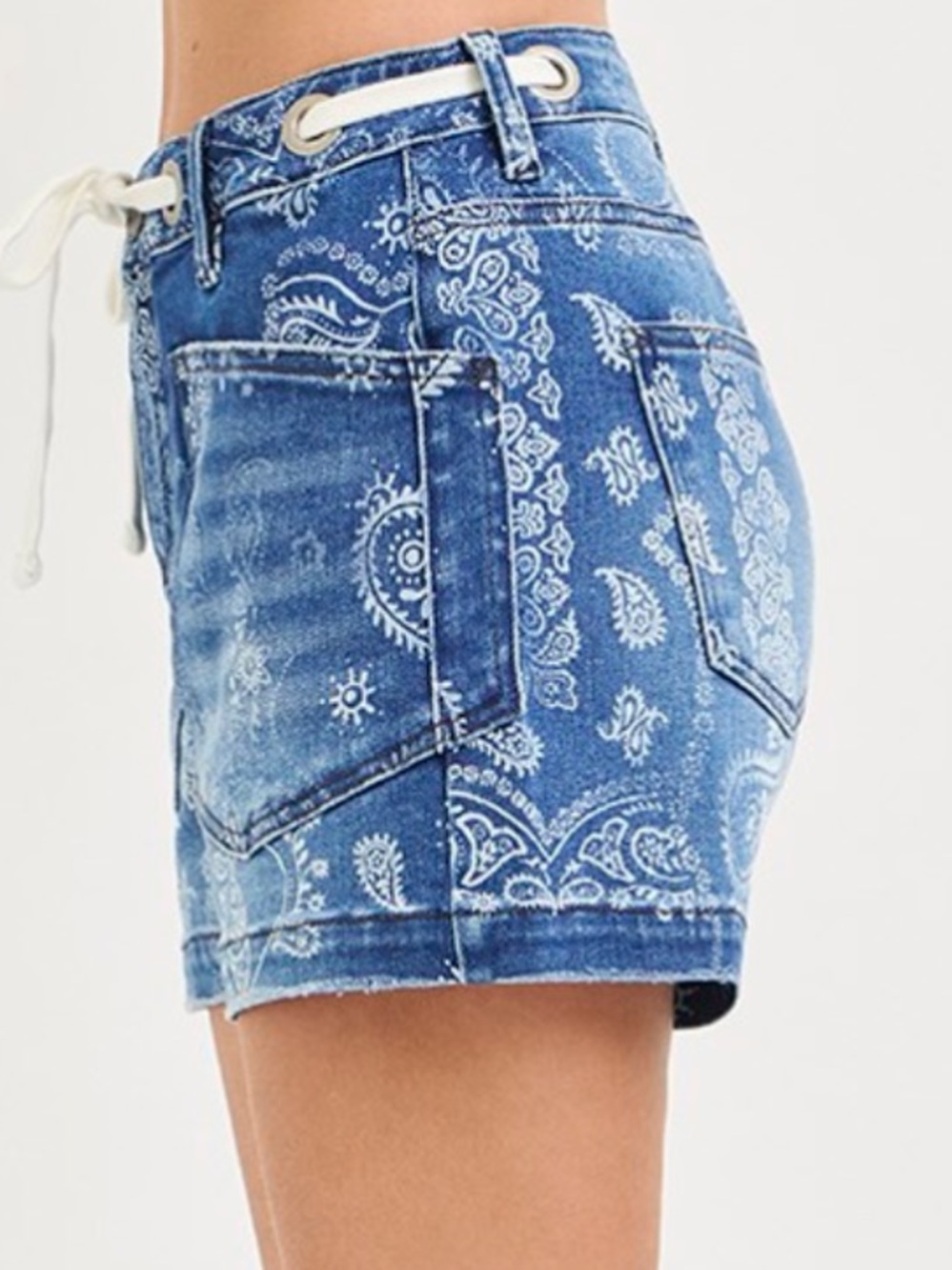 263 ❤️RISEN SLOUCHY PAISLEY PRINT PATCH POCKET SHORTS - Picture 3 of 4